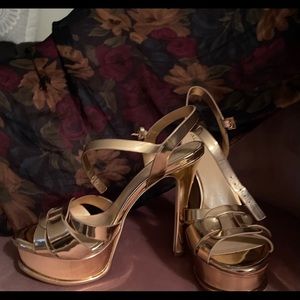 NWOT Aldo Rose Gold Platform Heels
